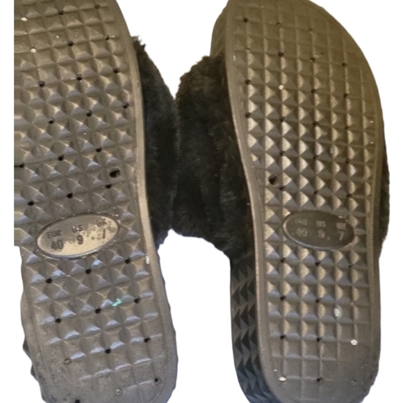 DIRTY LAUNDRY Black. Platform Mules Fur slip-on Slide Women's sandals Size 9 - Picture 4 of 10